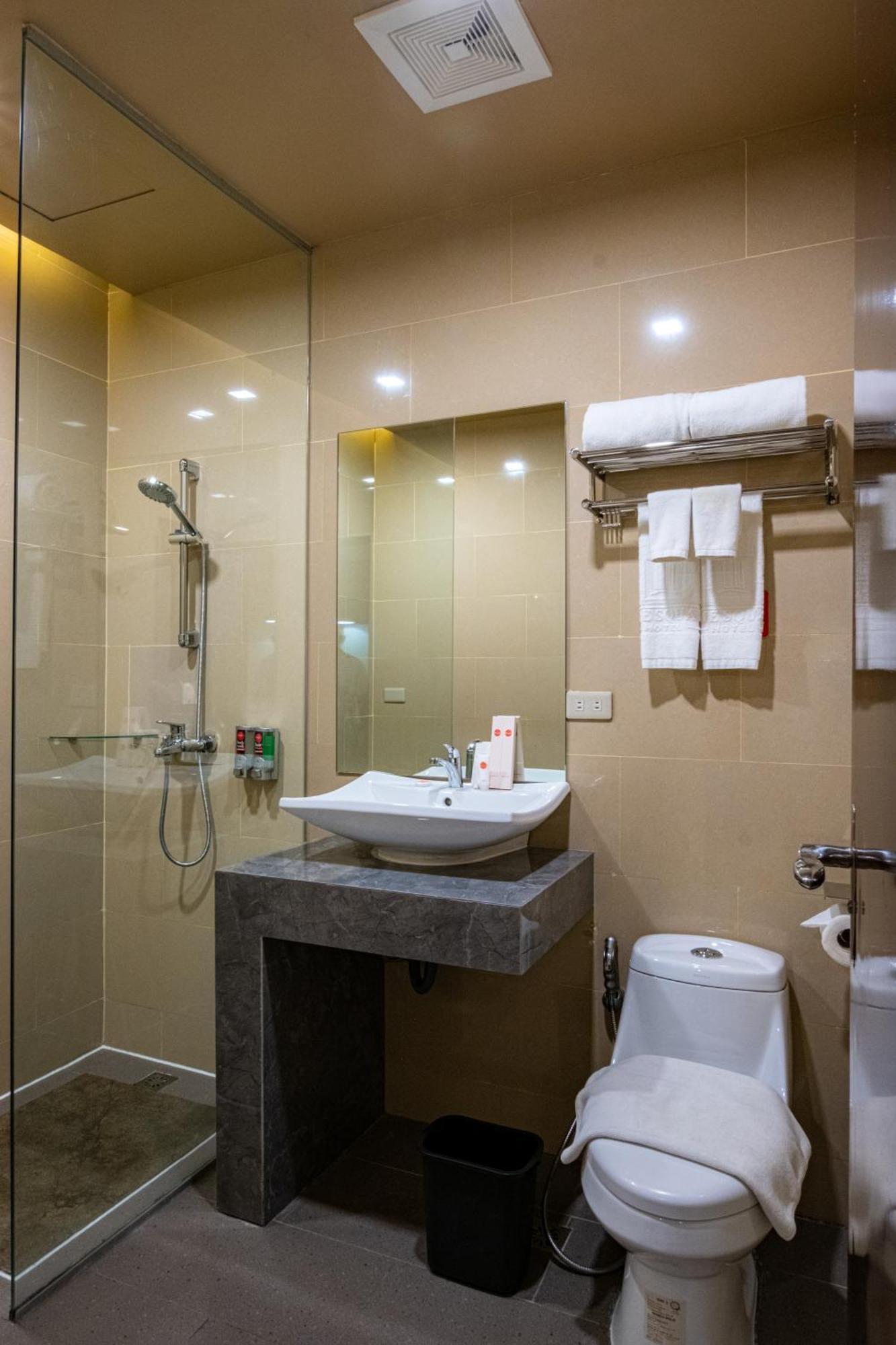 Kojo Hotels Cebu-Mandaue エクステリア 写真